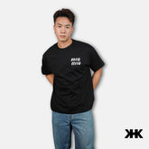 KHK T-Shirt เสื้อยืดสีดำ พิมพ์ลาย กาเมกาเม