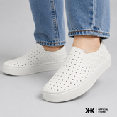KHKSHOES ONE - WHITE สีขาว รองเท้ายาง EVA Shoes กันน้ำ เบาสบาย