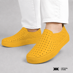 KHKSHOES ONE - LIMITED YELLOW (สีเหลือง) รองเท้ายาง EVA Shoes กันน้ำ เบาสบาย